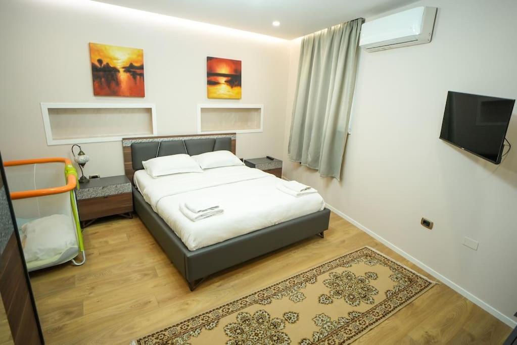Grandpa House App.1 Apartment Тирана Екстериор снимка