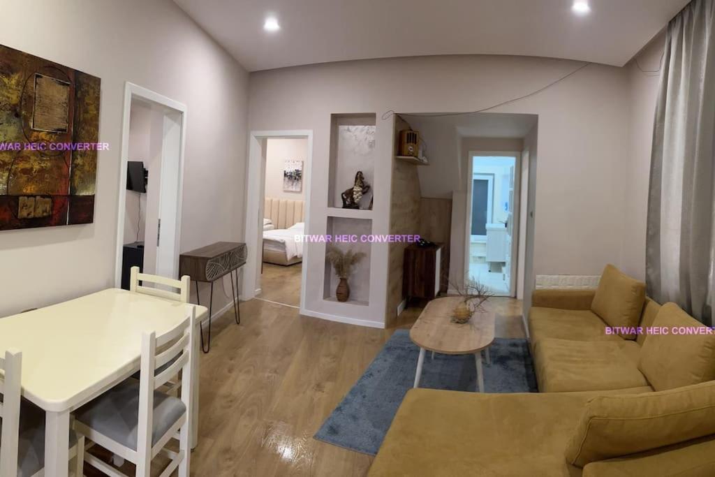 Grandpa House App.1 Apartment Тирана Екстериор снимка